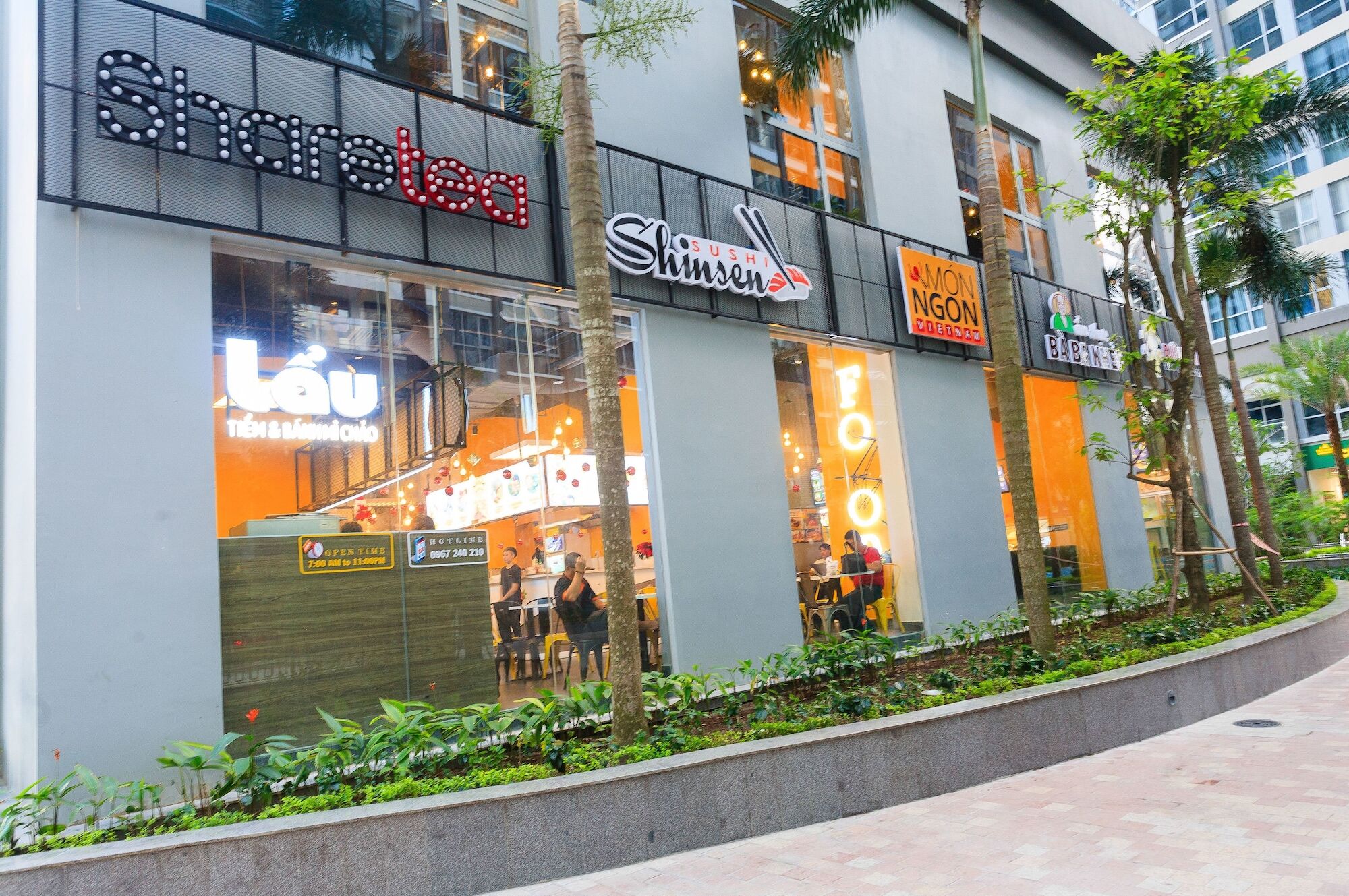 Laze Saigon Vinhomes Park