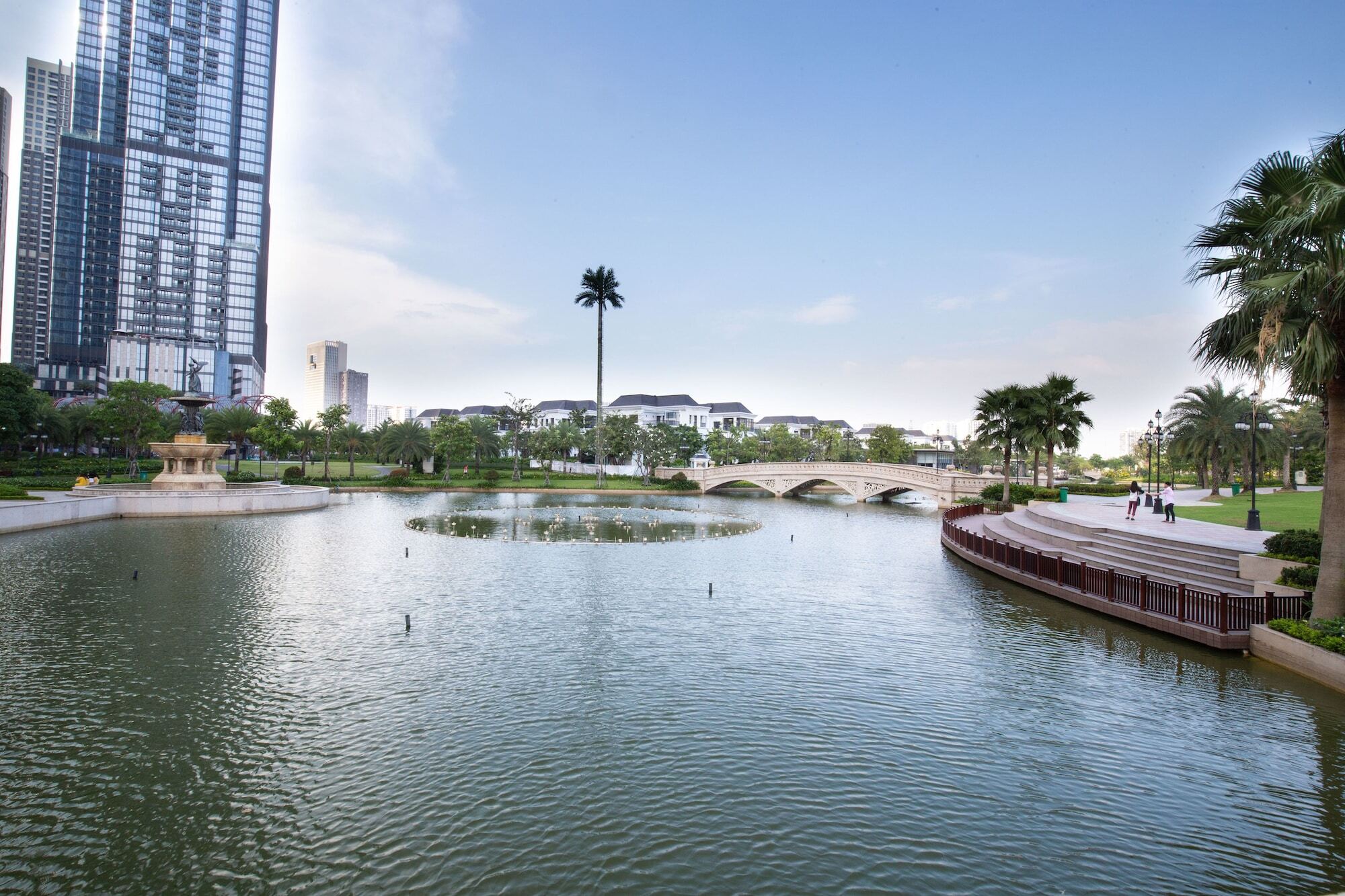 Laze Saigon Vinhomes Park Ho Chi Minh City