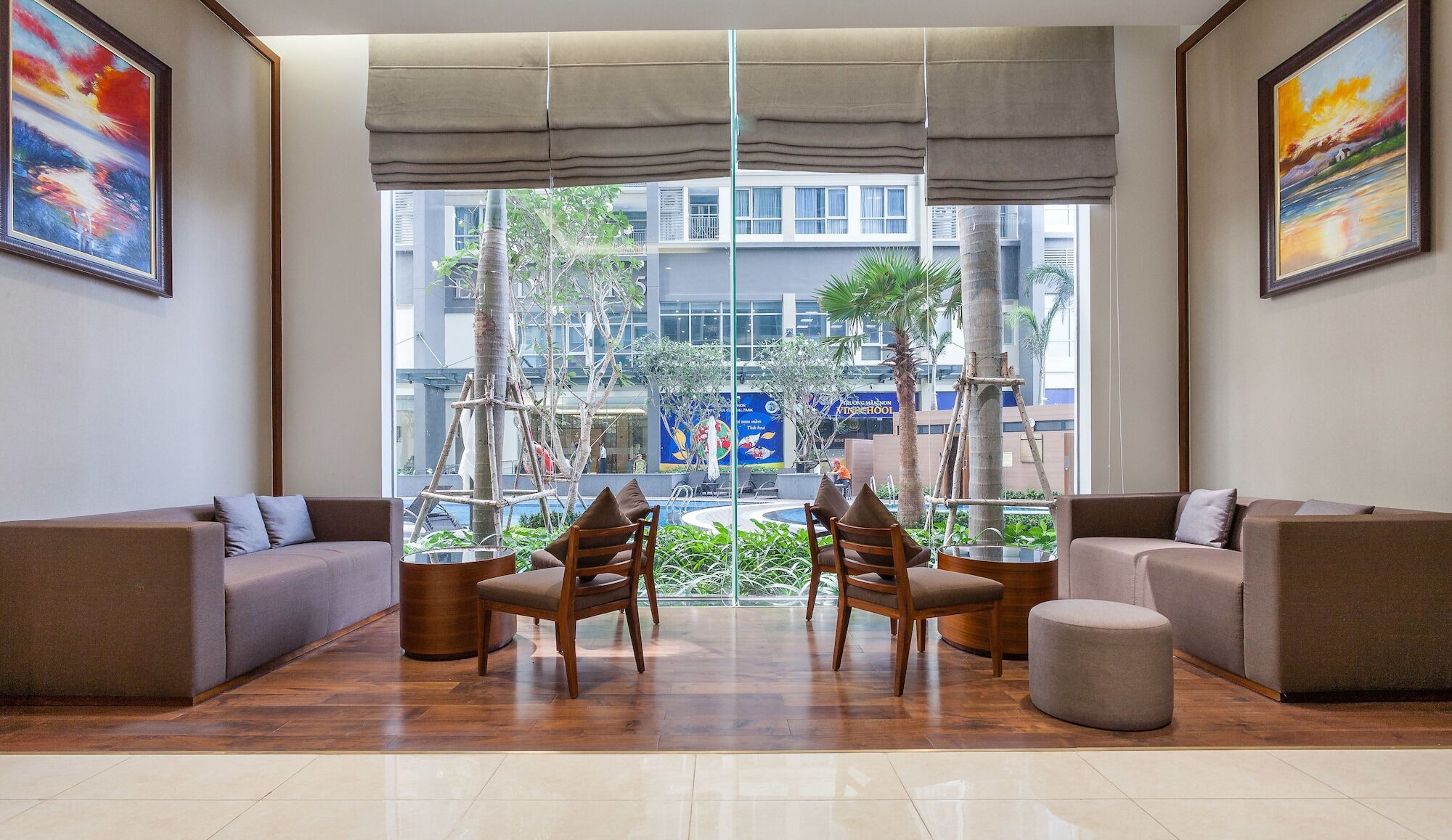Apartment Laze Saigon Vinhomes Park